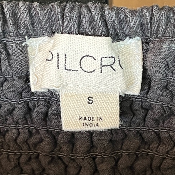 Anthropologie Pilcro Charcoal Textured Smocked Top - Picture 5 of 5